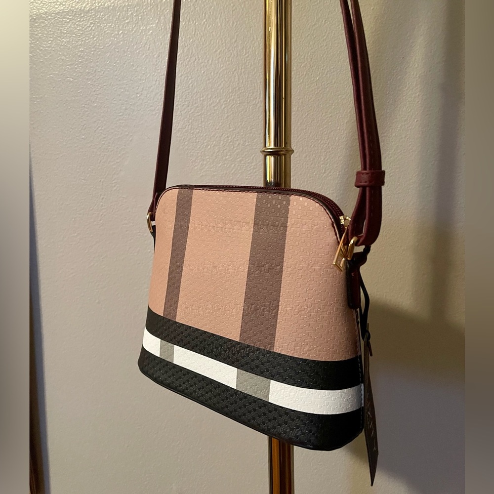 Deluxity Crossbody Purse